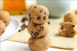 peanutbutterchickpeaenergyballs.jpg - image